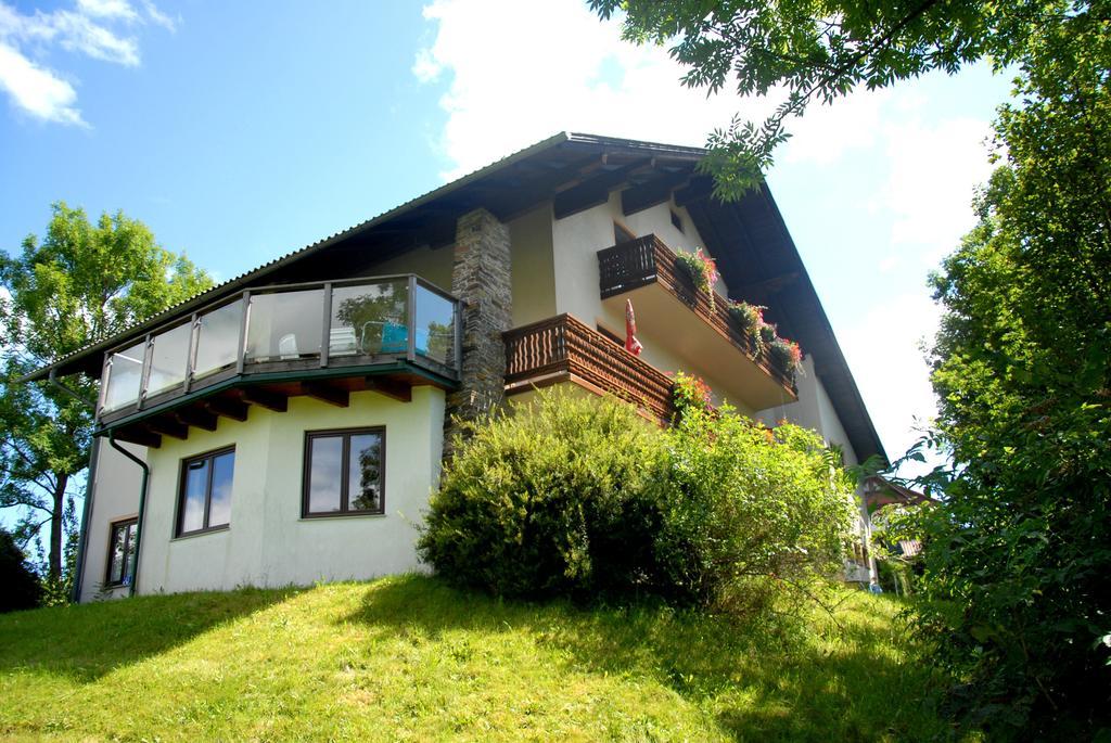 Miesenbach  Fruehstueckspension Wiesenhaus المظهر الخارجي الصورة